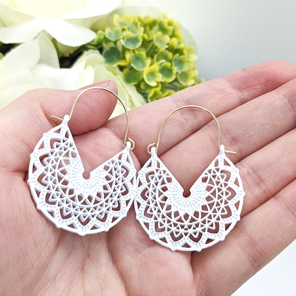 Flower Pattern Hoop Earrings - Picture 3 of 6